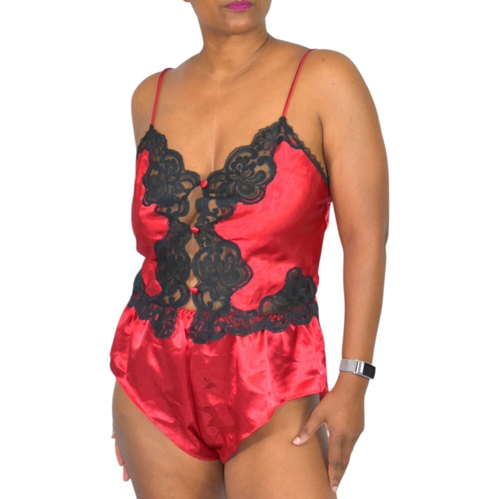 Victorias Secret Pajamas Red Cami Top Short Set Satin Lingerie Gold Label Medium